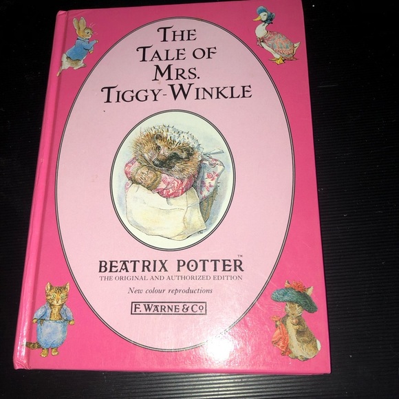 The Tale of Mrs Tiggy-Winkle by Beatrix Potter - Peter Rabbit series- like new - Picture 1 of 12